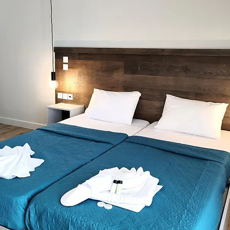 Joanna Deluxe Kynopiástai